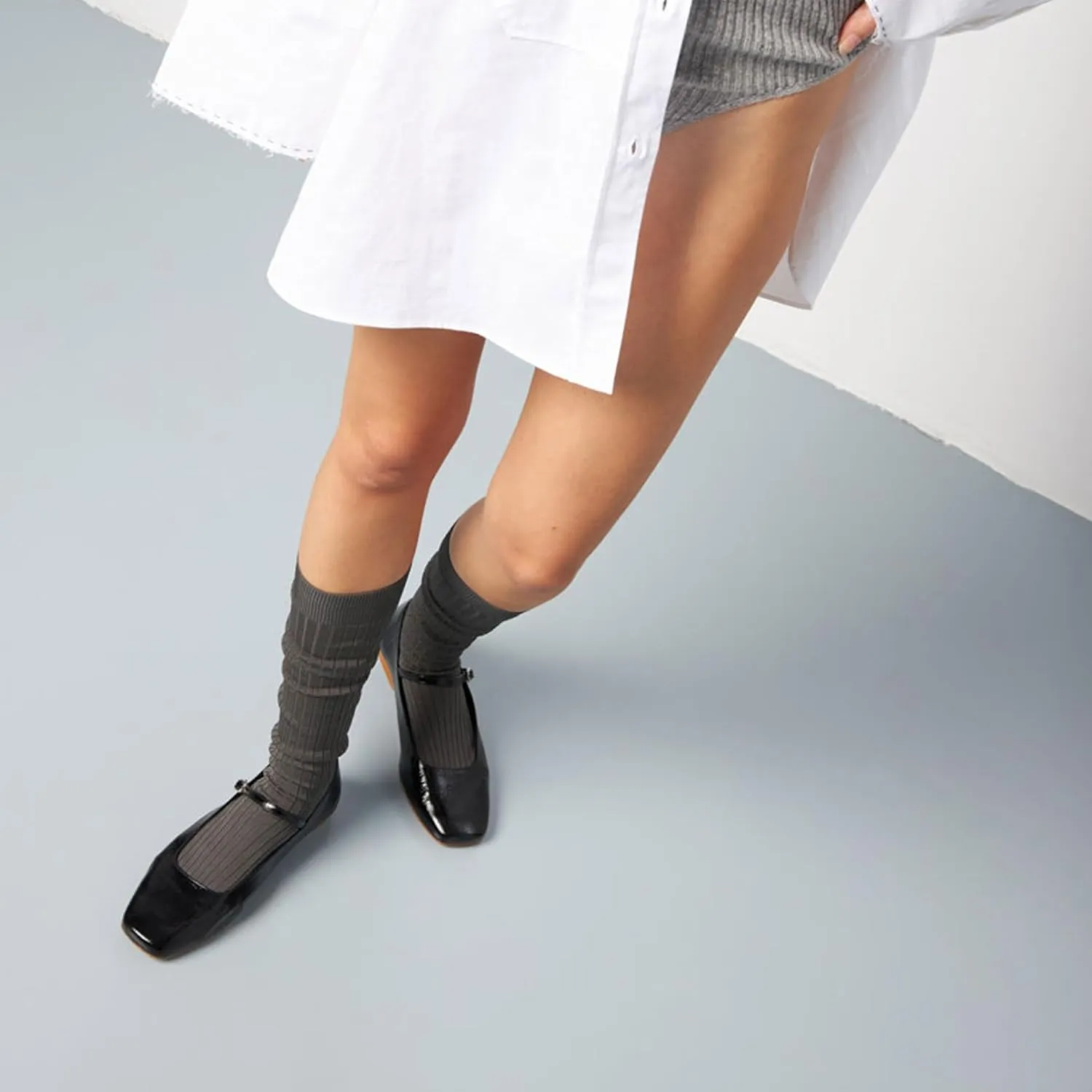 Ballet Flats Shoes for Women Square Toe Pull-on Style Mary Jane Inspired Design for Dressy Occasions and Vintage Charm