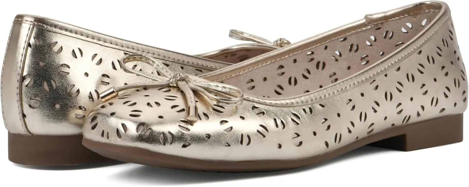 CLIFFS BY WHITE MOUNTAIN Women's Bessa Ballet Flat