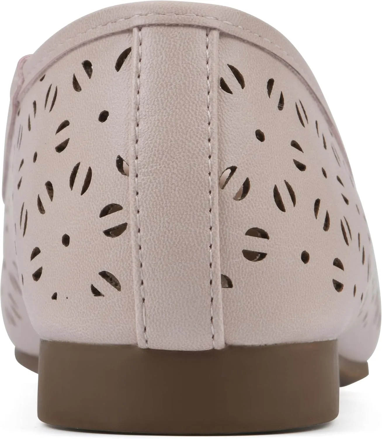 CLIFFS BY WHITE MOUNTAIN Women's Bessa Ballet Flat
