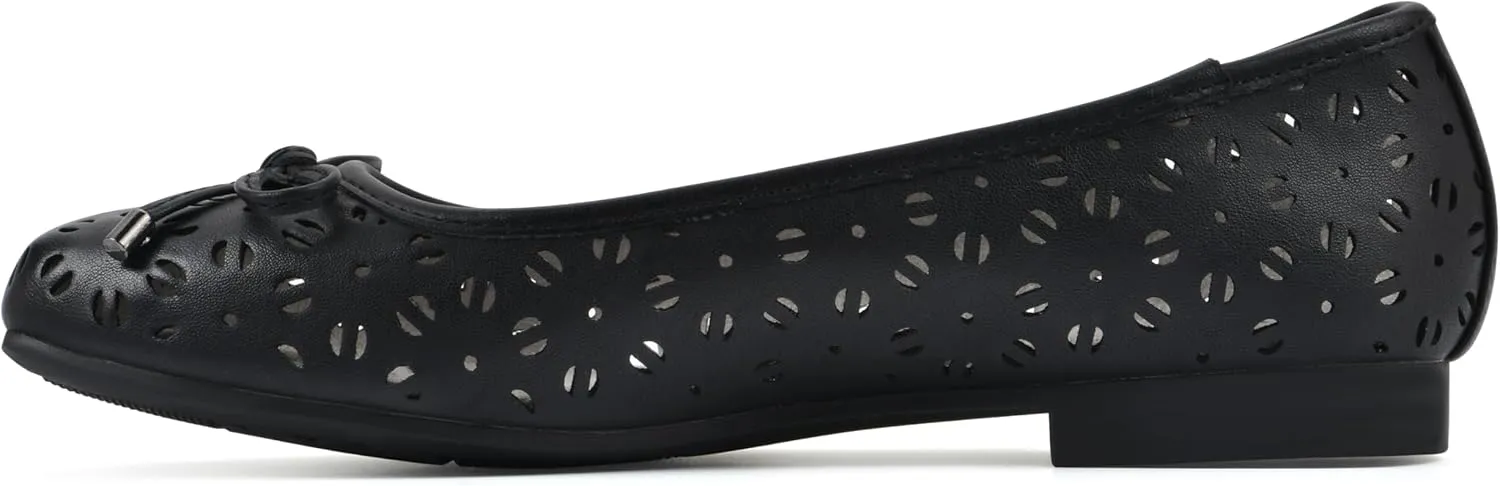 CLIFFS BY WHITE MOUNTAIN Women's Bessa Ballet Flat
