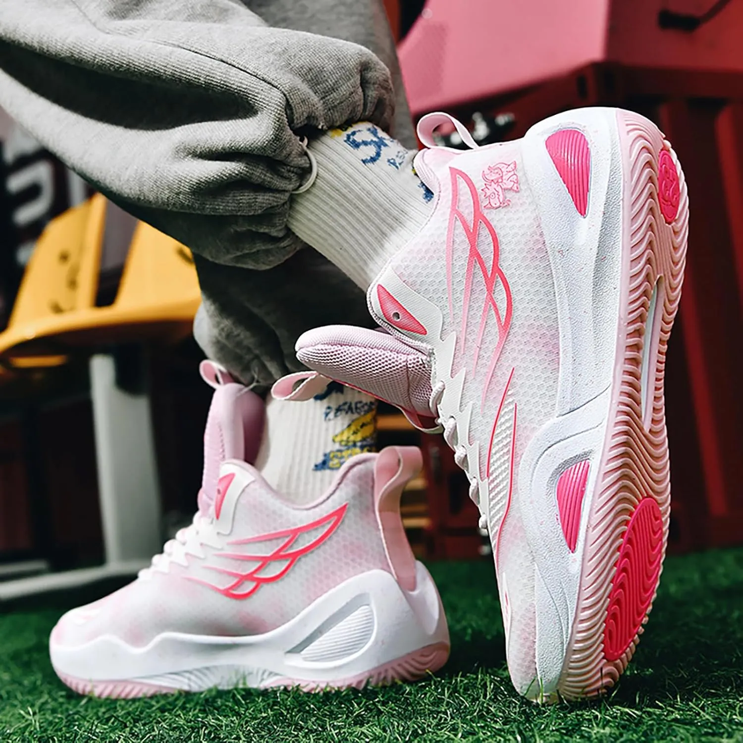High Top Womens Mens Basketball Shoes Breathable Non Slip Outdoor Sneakers Comfortable Fashion Athletic Training Sport Shoes