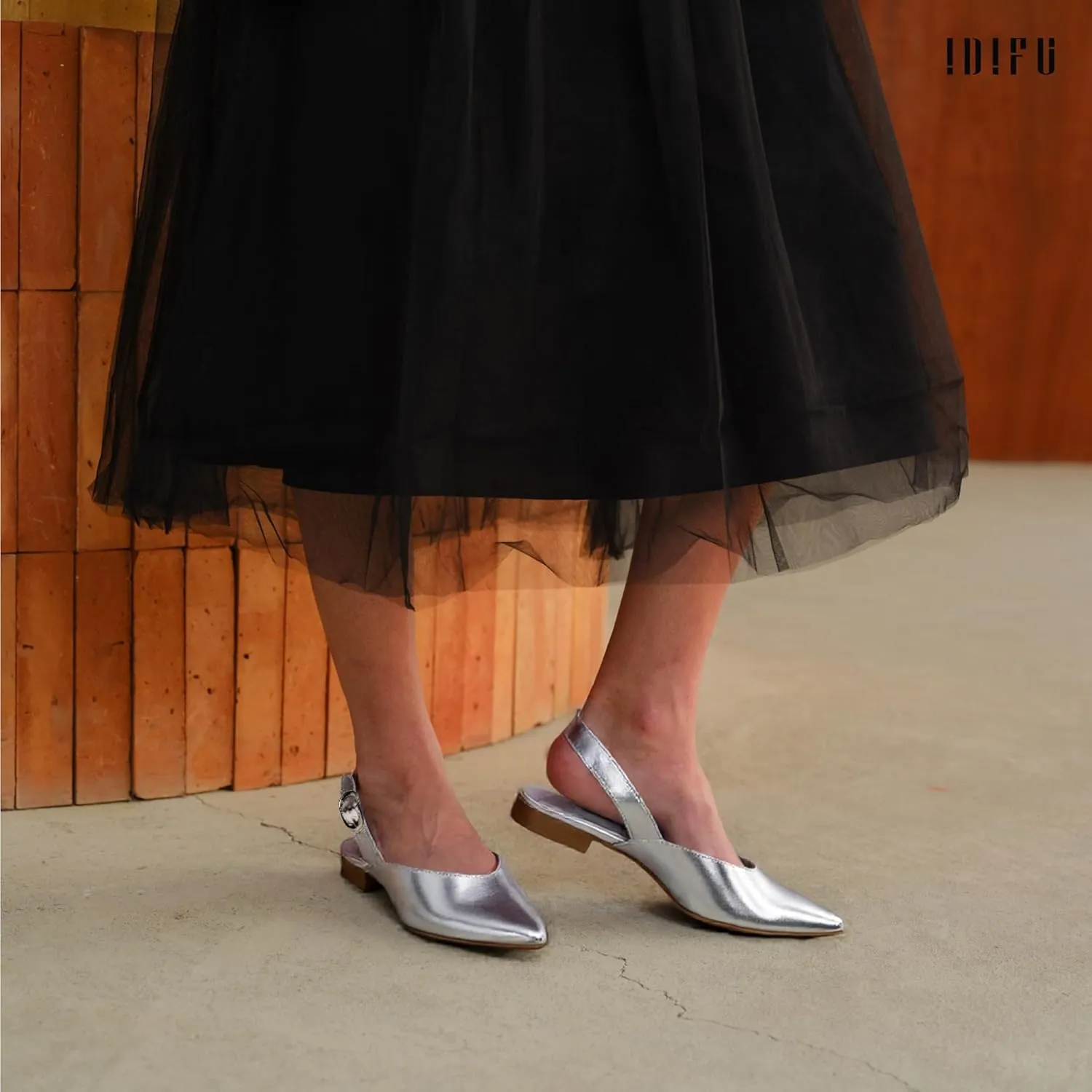 IDIFU Women's Flats Pointed Toe Slingback Dress Shoes for Women Comfortable Dressy Fashion Trendy Flat Shoes Work Bridal Wedding Office Cute Buckle Dress Flats