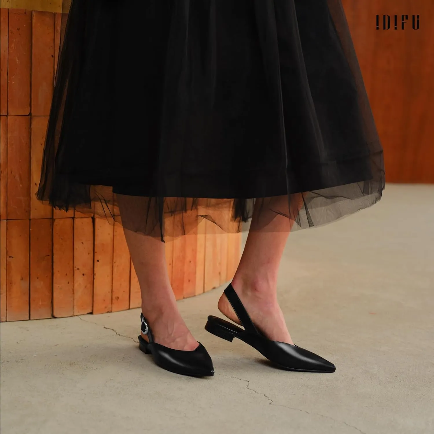 IDIFU Women's Flats Pointed Toe Slingback Dress Shoes for Women Comfortable Dressy Fashion Trendy Flat Shoes Work Bridal Wedding Office Cute Buckle Dress Flats