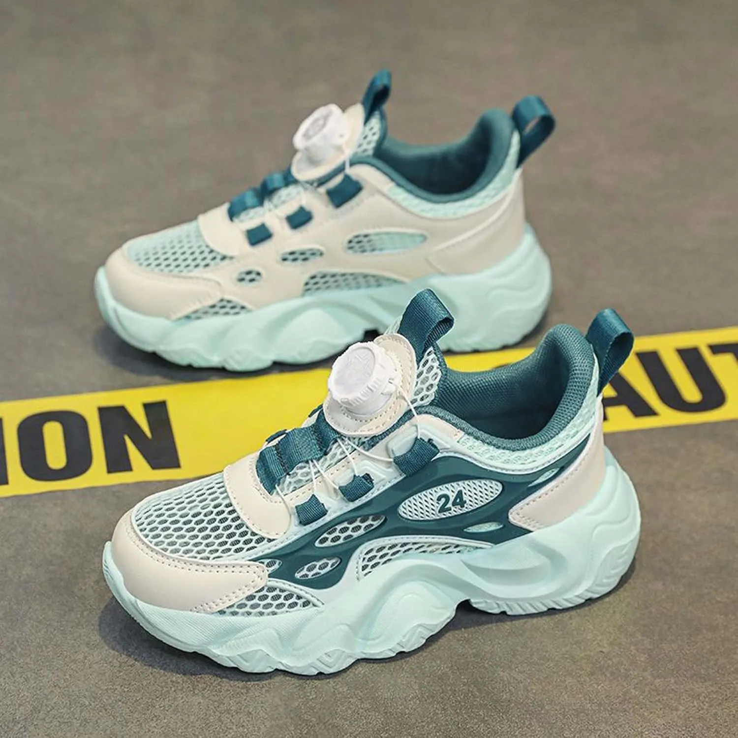 Kids Sneakers Boys Shoes Girls Shoes Arch Support High Elasticity Running Shoes Shock Absorption Wear-Resistant Tennis Shoes Casual Walking Shoes Sport Athletic 12.5~6.5 Sizes