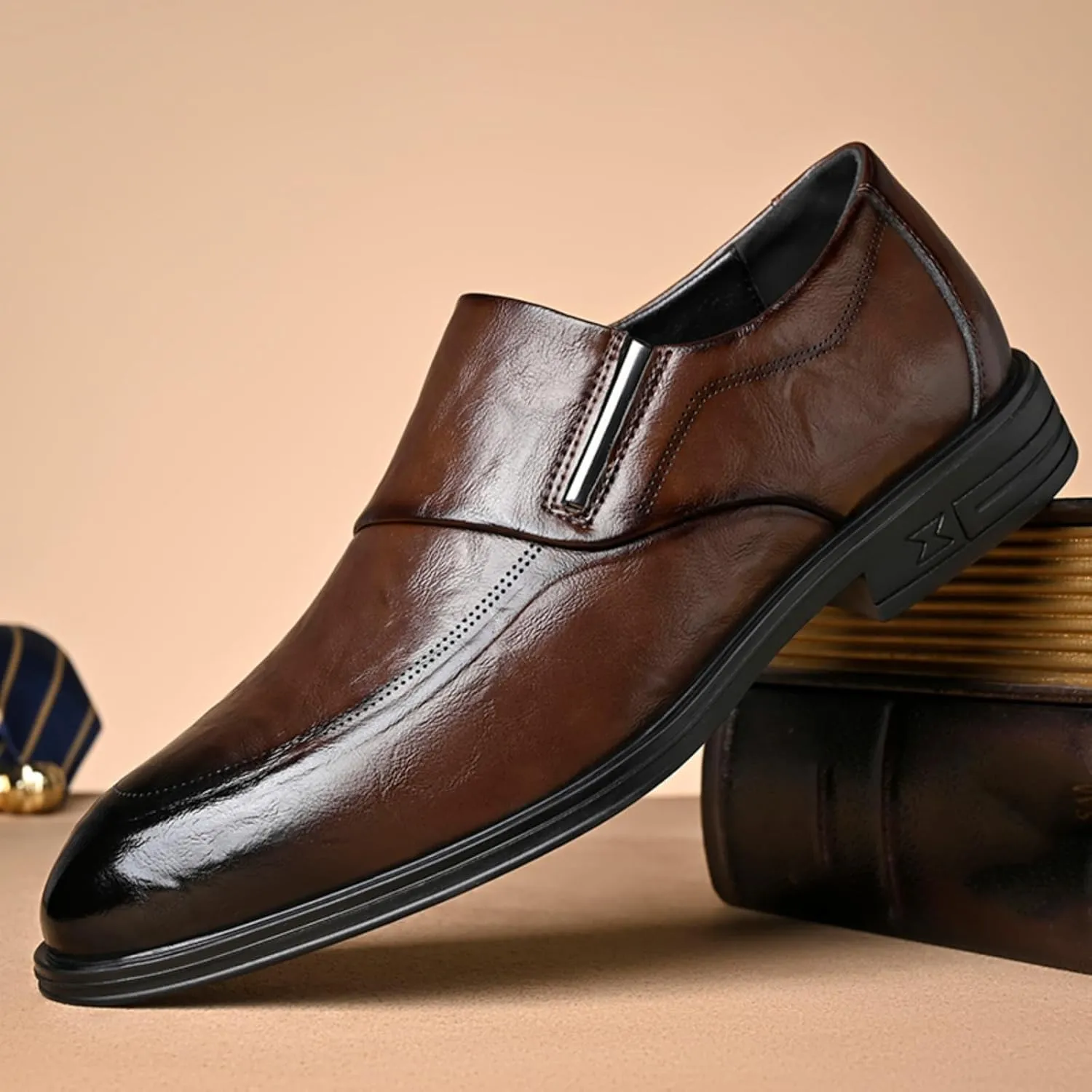 Mens Retro Leather Slip On Dress Loafers Classic Low Heels Pointed Toe Penny Shoes for Formal Business Wedding Office