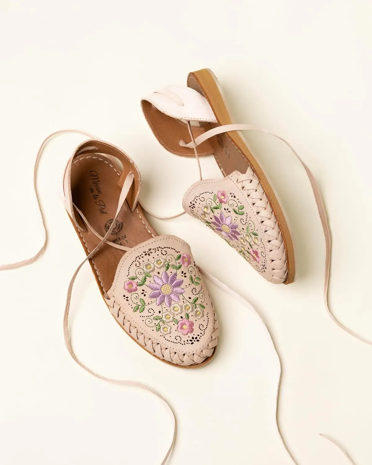 Mexico en la Piel Handcrafted Leather Huarache Sandals for Women - Roman Lace-Up Design, Crepe Sole, Floral Embroidery, Lightweight and Breathable, Available in Natural, Shedron, and White