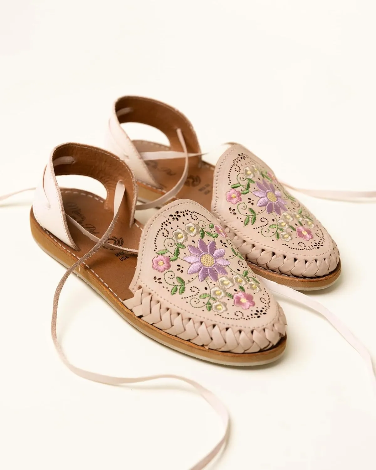 Mexico en la Piel Handcrafted Leather Huarache Sandals for Women - Roman Lace-Up Design, Crepe Sole, Floral Embroidery, Lightweight and Breathable, Available in Natural, Shedron, and White