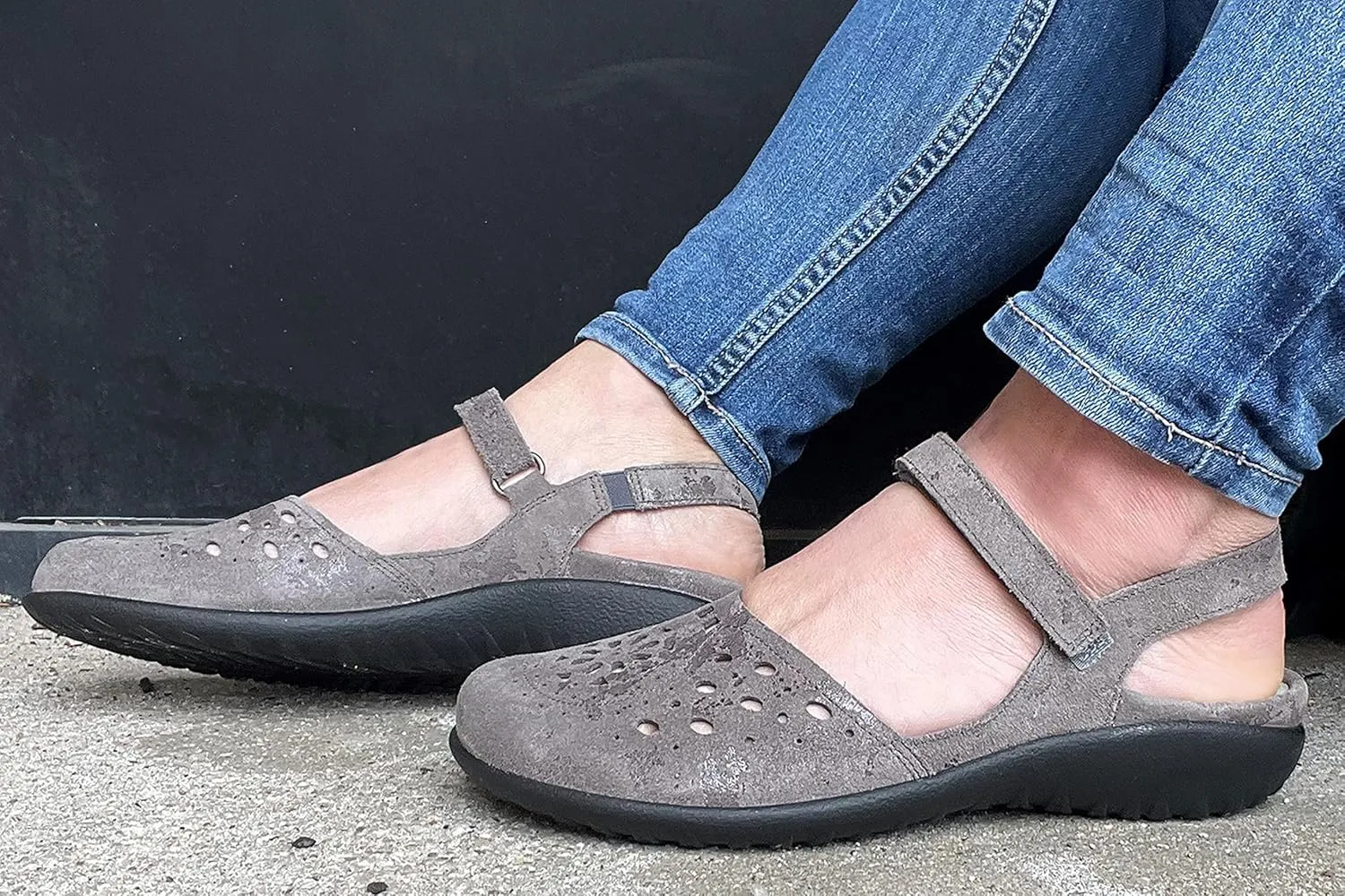 NAOT Footwear Women's Arataki Closed Toe Slingback with Cork Footbed and Arch Comfort and Support – Slip Resistant - Lightweight and Perfect for Travel- Removable Footbed