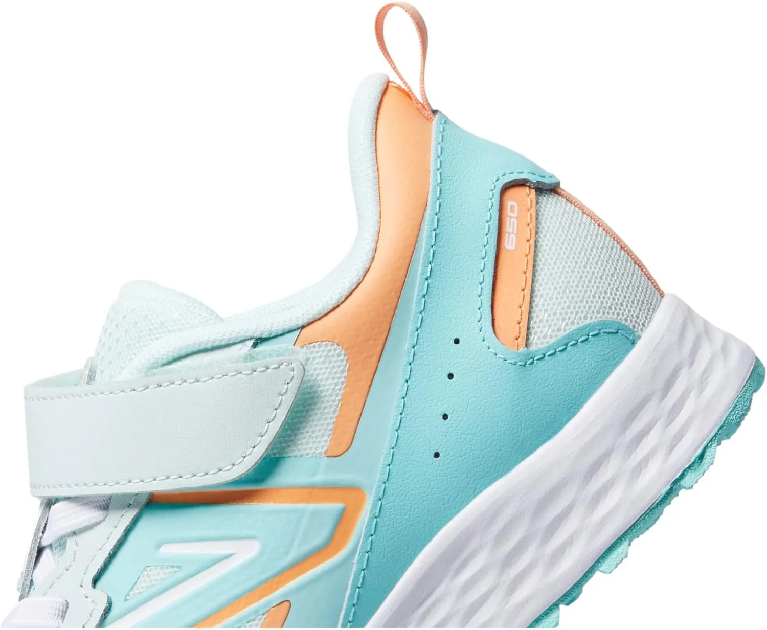New Balance® Fresh Foam 650v1 Bungee Lace with Top Strap Shoes for Kids – Synthetic Upper – Mesh Lining