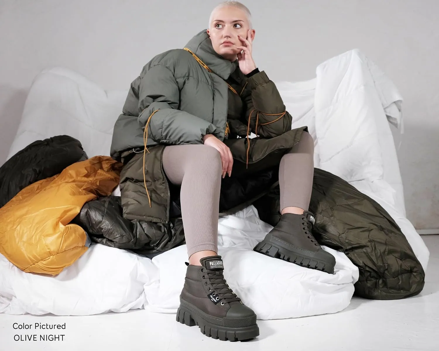 Palladium Women's Revolt Boot Overcush