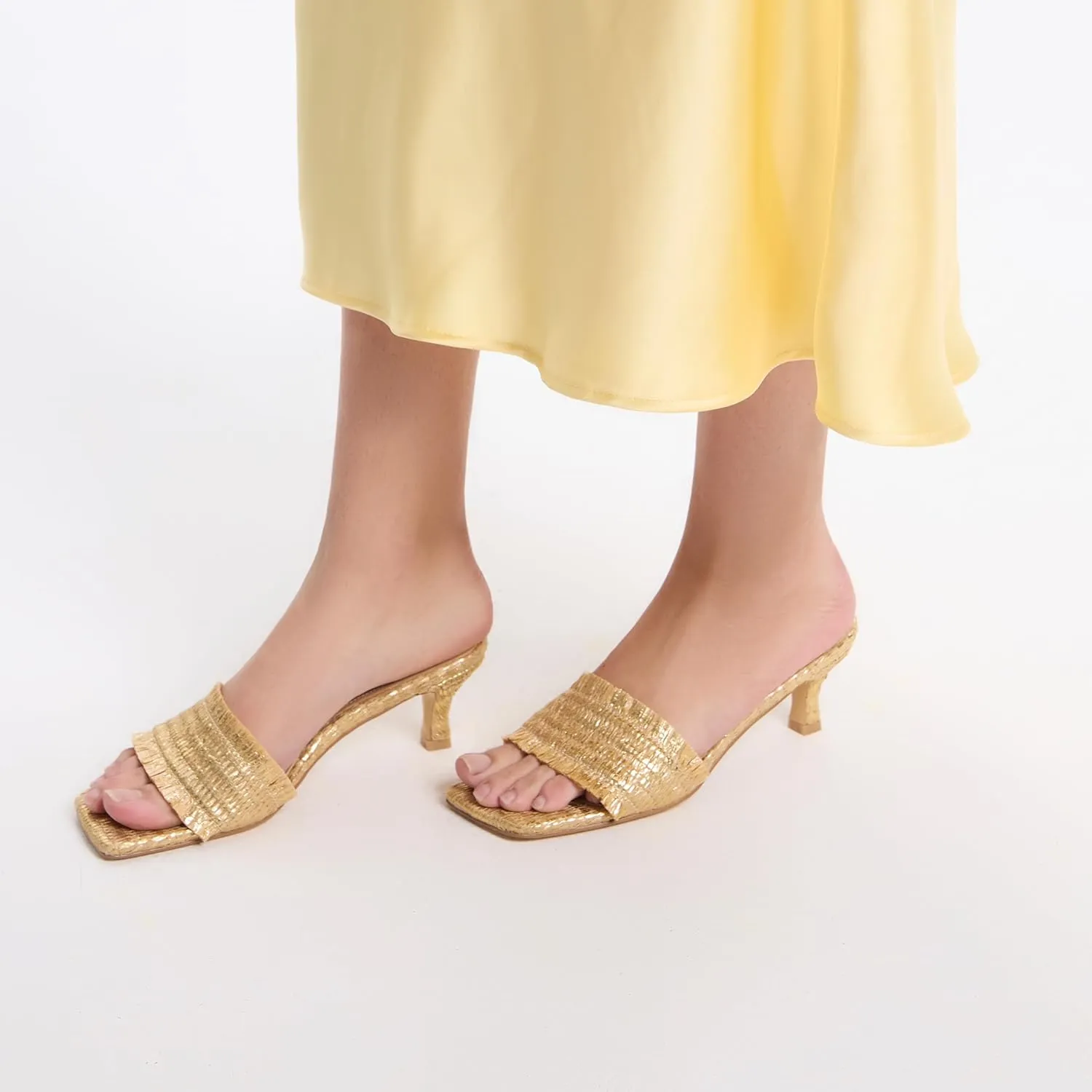 Raffia Mule Sandals for Women Square Toe Slip On Kitten Heels Woven Heeled Slides for Summer Dress and Vacation