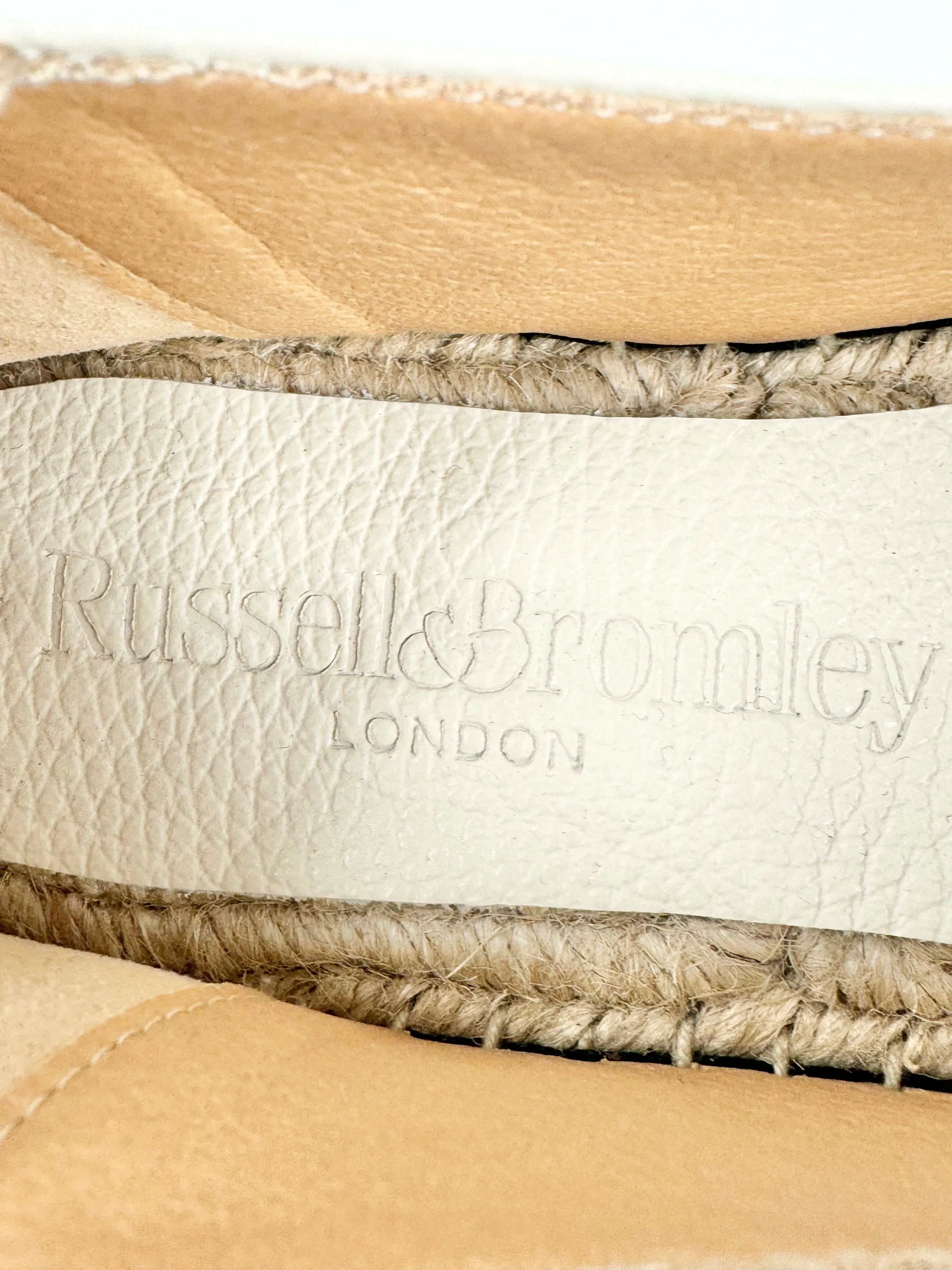Russell & Bromley Ecru Espadrilles NWT - EU39