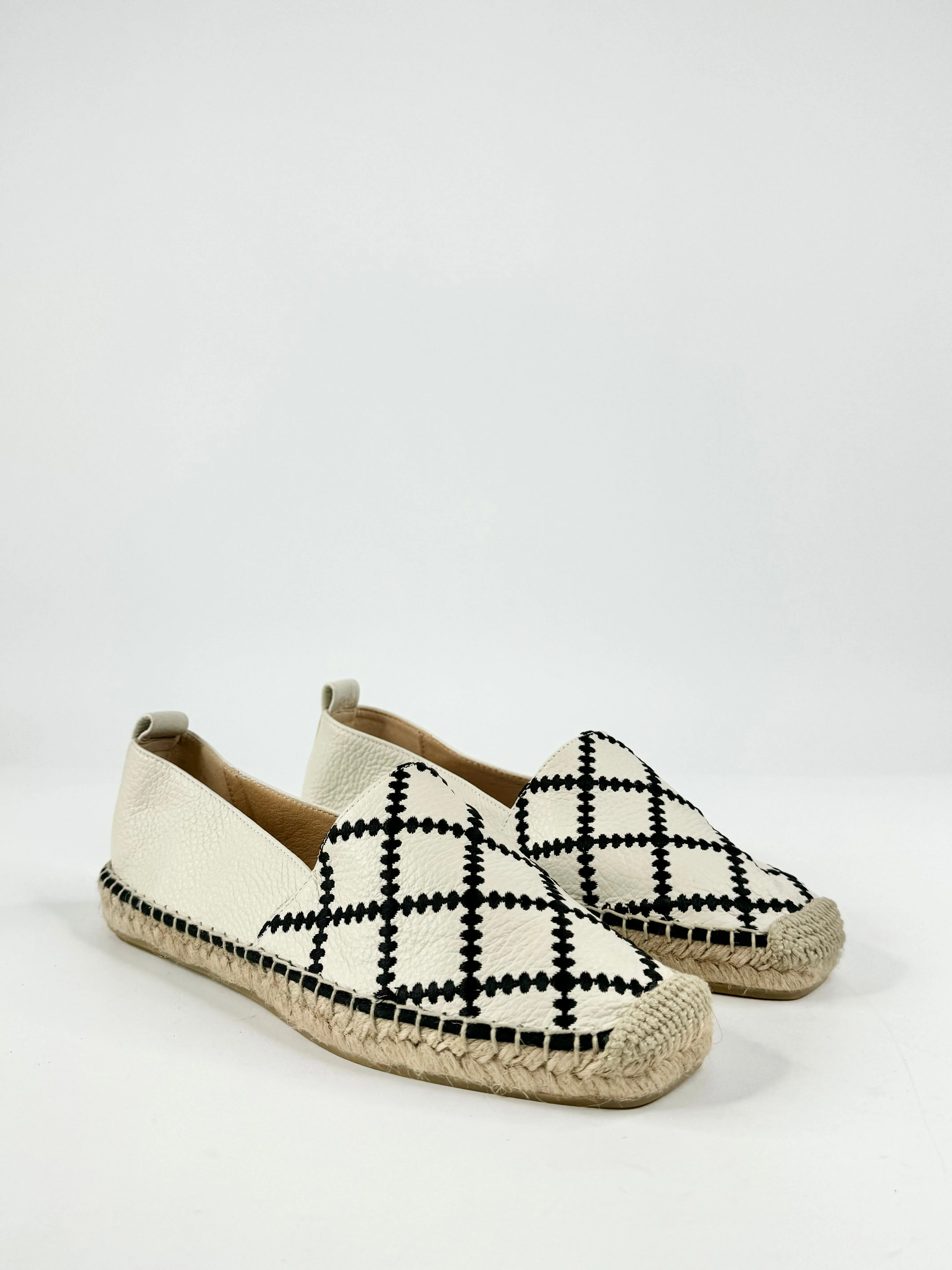 Russell & Bromley Ecru Espadrilles NWT - EU39