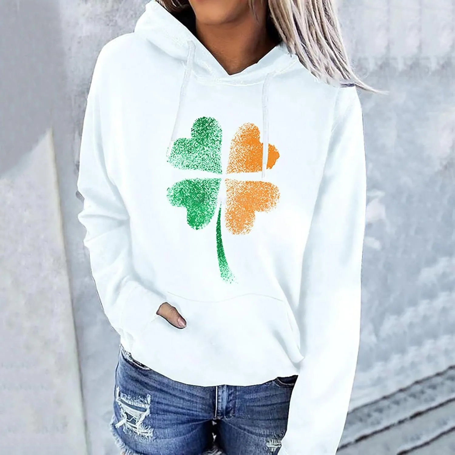 St. Patrick's Day Hoodies for Women Casual Long Sleeve Hooded Sweatshirts Novelty Clover Shamrock Print Pullover Tops