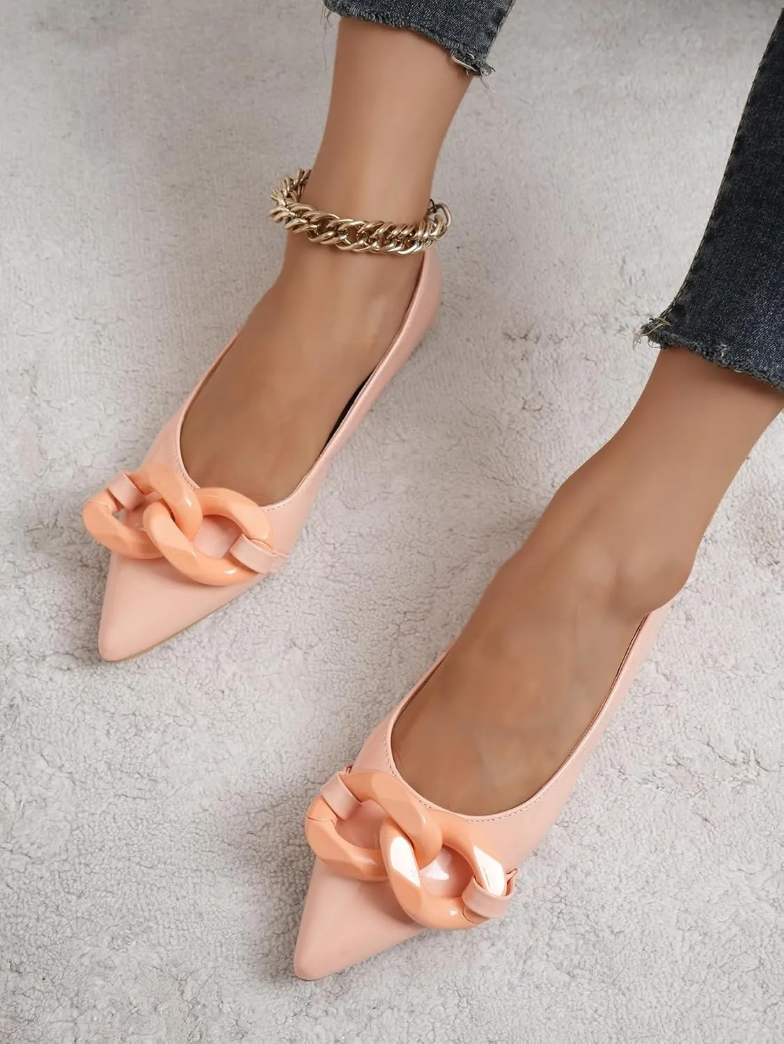 Women Patent Leather Pointed Toe Ballet Flats with Chain Embellishment Daily Shoes