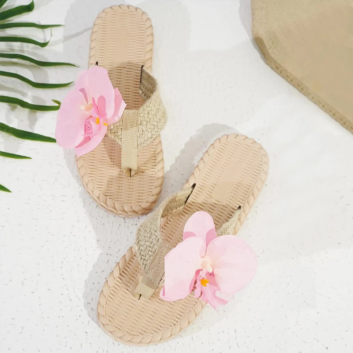 Women's Cute Woven Open Toe Slide Sandals with Delicate Pink Flower Decoration - Perfect for Casual and Vacation Wear