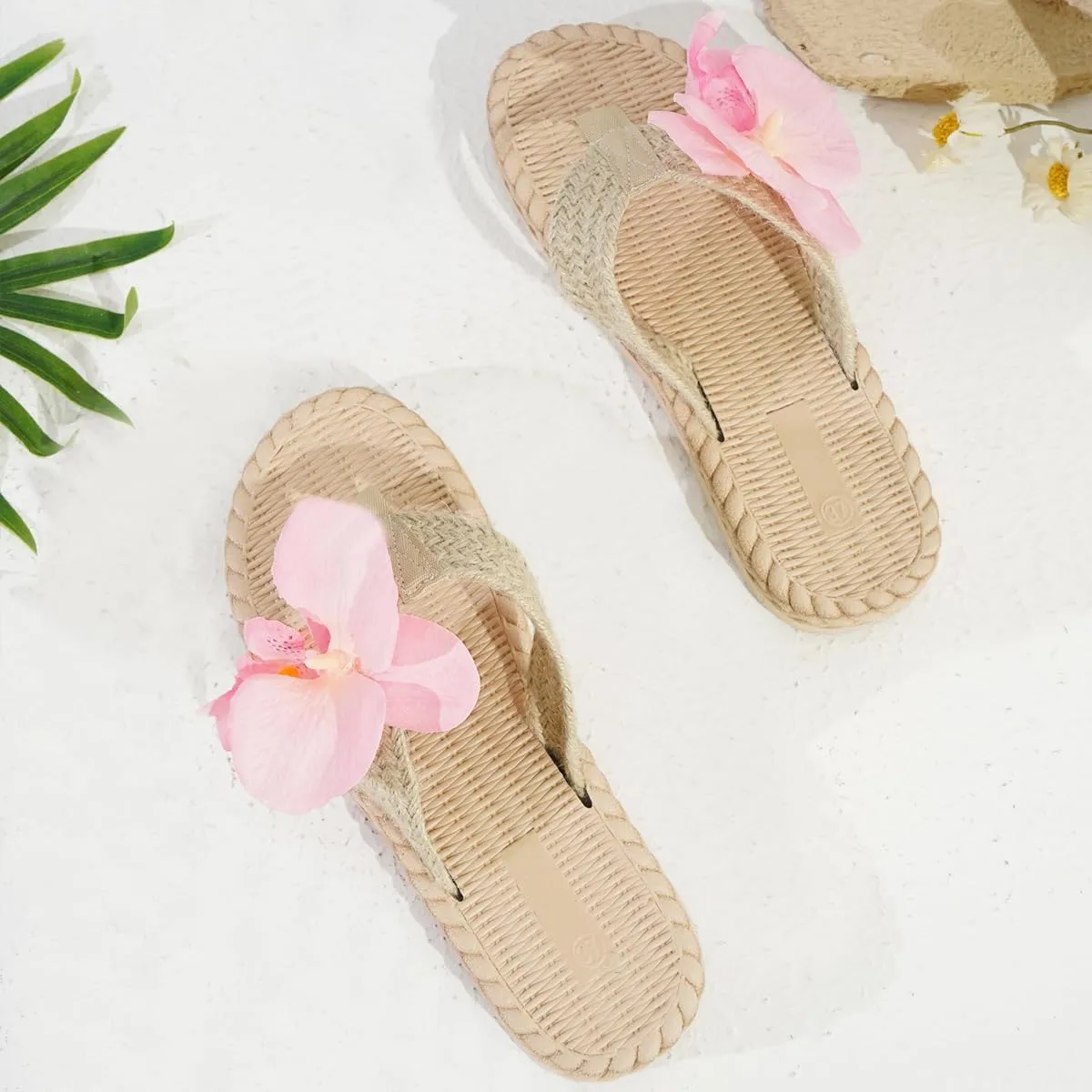 Women's Cute Woven Open Toe Slide Sandals with Delicate Pink Flower Decoration - Perfect for Casual and Vacation Wear