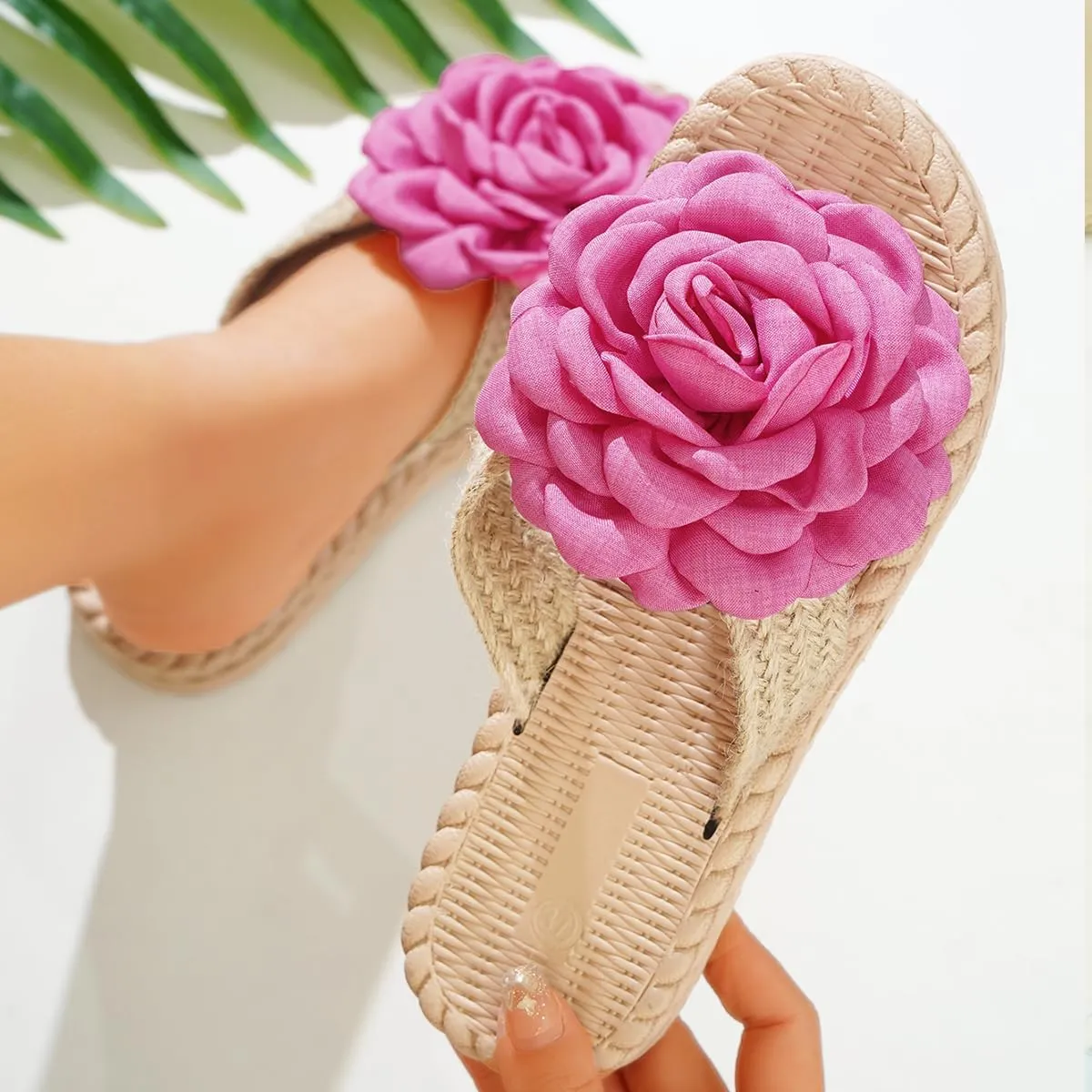 Women's Fancy Floral Slide Sandals, Slip On Summer Slippers with Large Pink Rose Decoration - Ideal for Casual and Vacation Wear