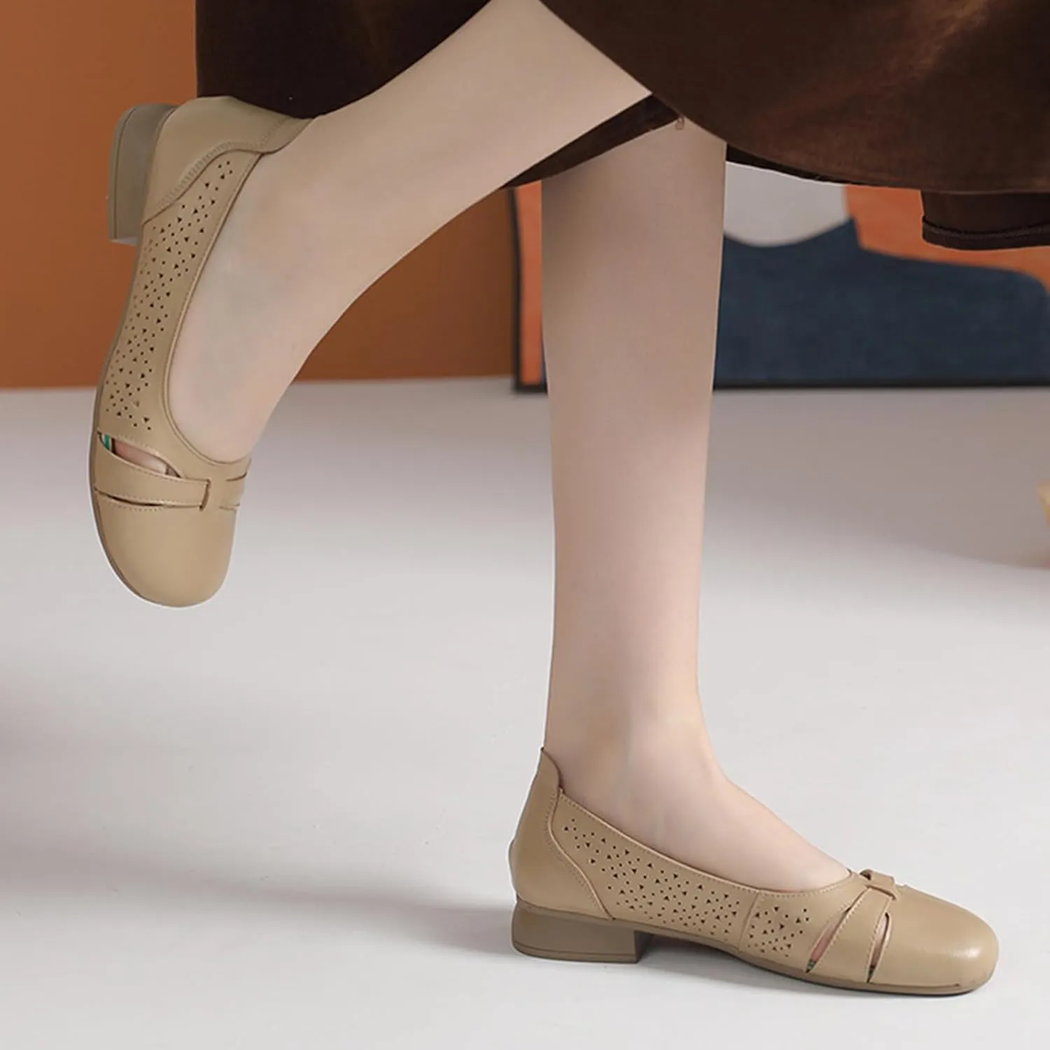 Women'S Hollow Leather Round Toe Soft Sole Loafers,Comfortable Non Slip Low Heel Casual Summer Shoes Slip Ons,Shallow Mouth Walking Driving Flats