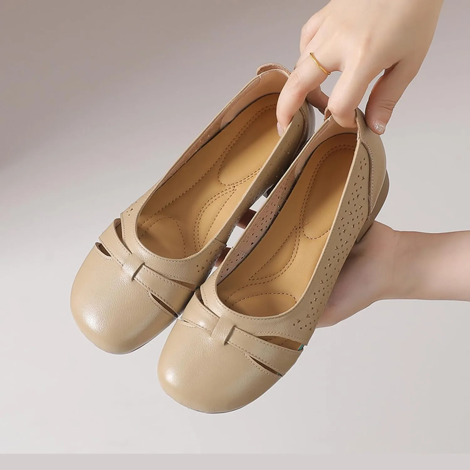 Women'S Hollow Leather Round Toe Soft Sole Loafers,Comfortable Non Slip Low Heel Casual Summer Shoes Slip Ons,Shallow Mouth Walking Driving Flats