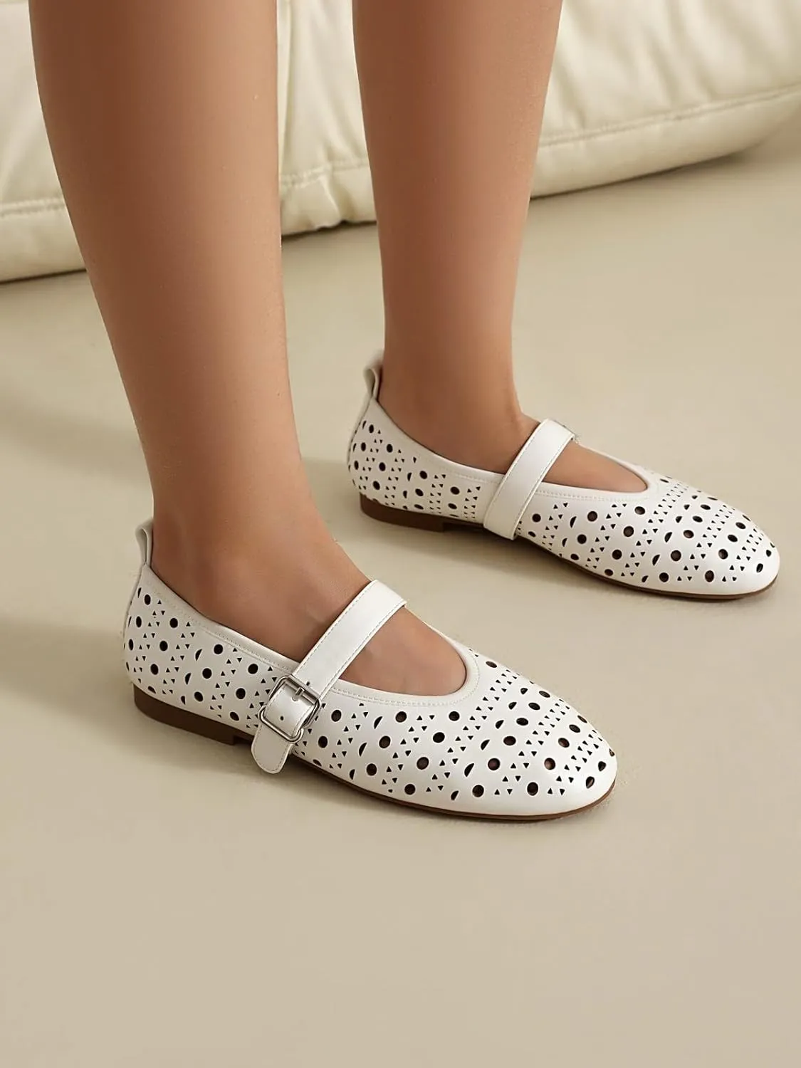 Women's Mary Jane Flats Studded Comfortable Ballet Flat Dressy Casual Ballerina Shoes