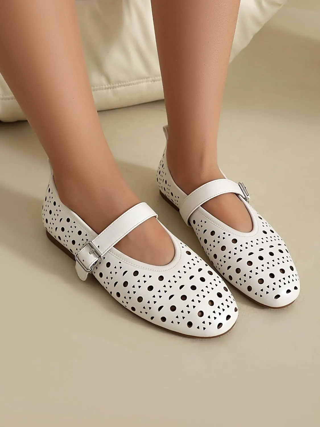 Women's Mary Jane Flats Studded Comfortable Ballet Flat Dressy Casual Ballerina Shoes