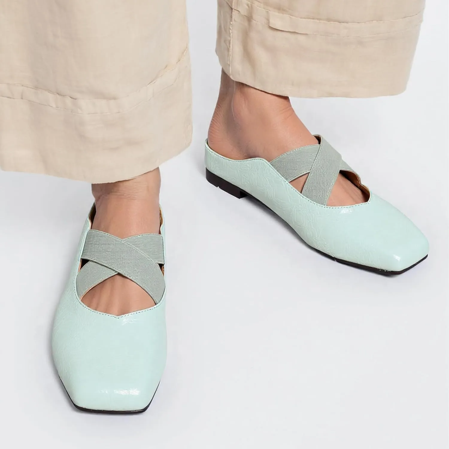 Women's Square Toe Cross Elastic Ties Flat Mules Retro Leather Closed Toe Comfortable Memory Foam Mary Jane Flats Slip On Work Casual Walking Shoes Slippers