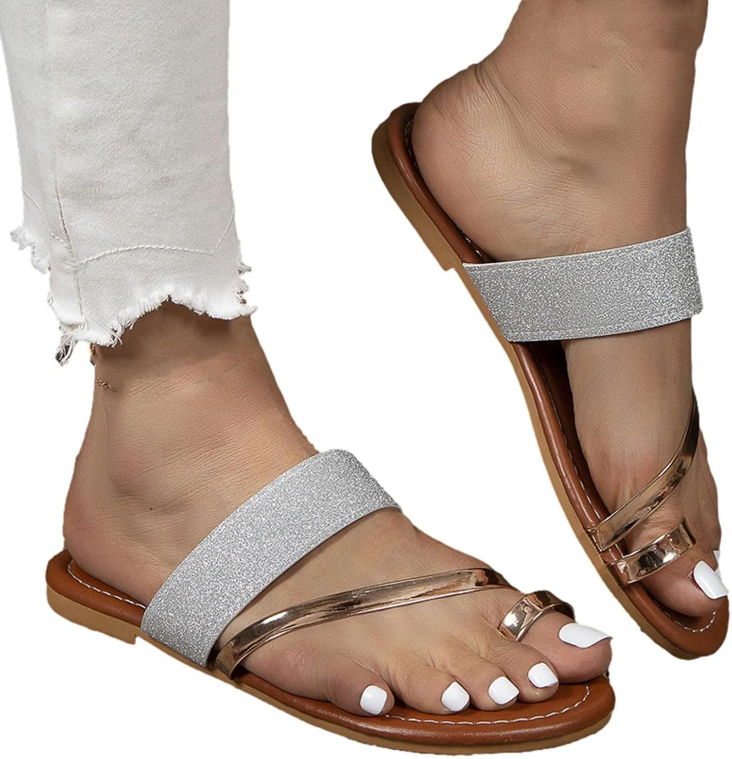 Women's Stylish Metallic Flat Sandals Sequins Slip-On Slides Flats Casual Clip Toe Slippers Sandal for Summer Beach