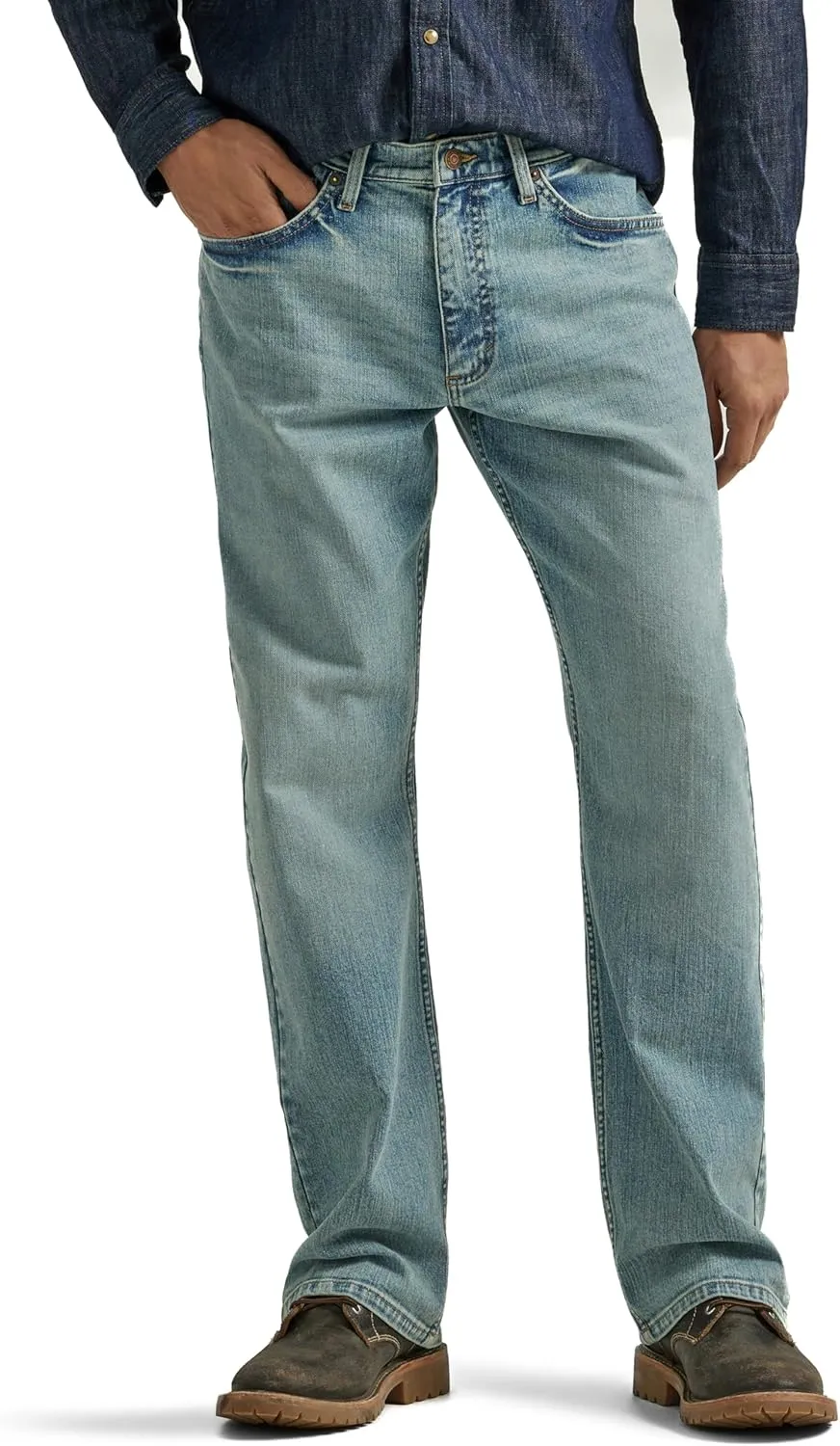 Wrangler Men's Free to Stretch Relaxed Fit Bootcut Jean