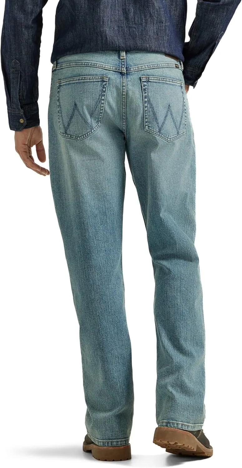 Wrangler Men's Free to Stretch Relaxed Fit Bootcut Jean